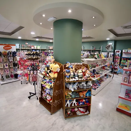 هوليداي وورلد فندق بينالماذينا