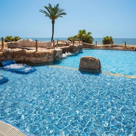 Hotel World Resort, Affiliated By Melia