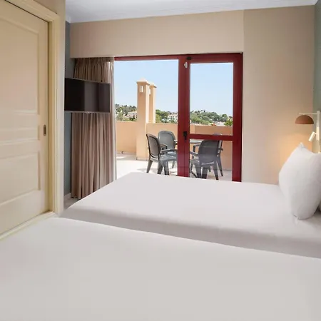 World Resort, Affiliated By Melia Otel